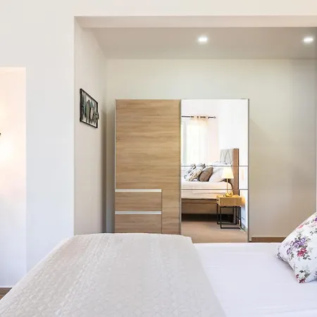 Апартаменты Doro